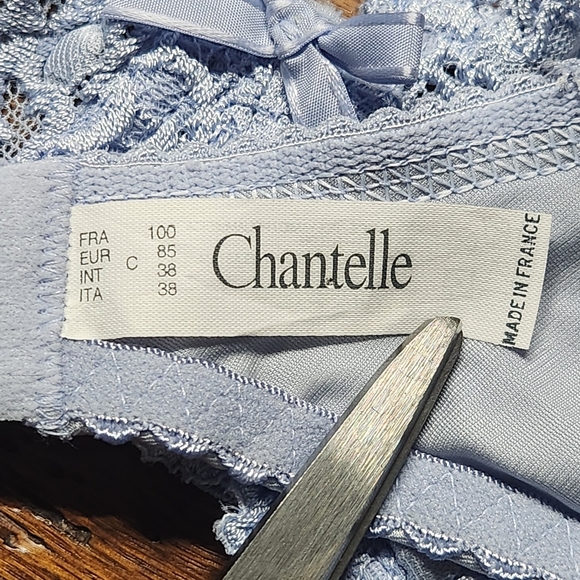 Vintage Chantelle Made in France Unlined Lace Bra 38C Light Blue - Picture 7 of 8